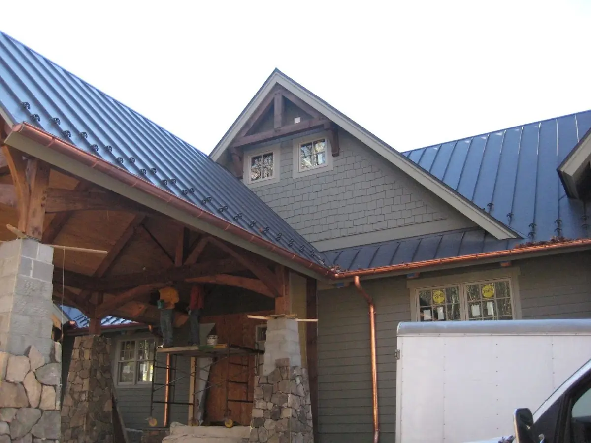 Craftsman Roofing team delivering quality roofing work in Phoenix